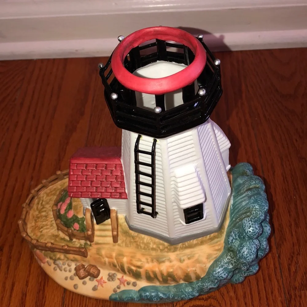 PartyLite Plymouth Light Lighthouse Candle Holder - Picture 2 of 7